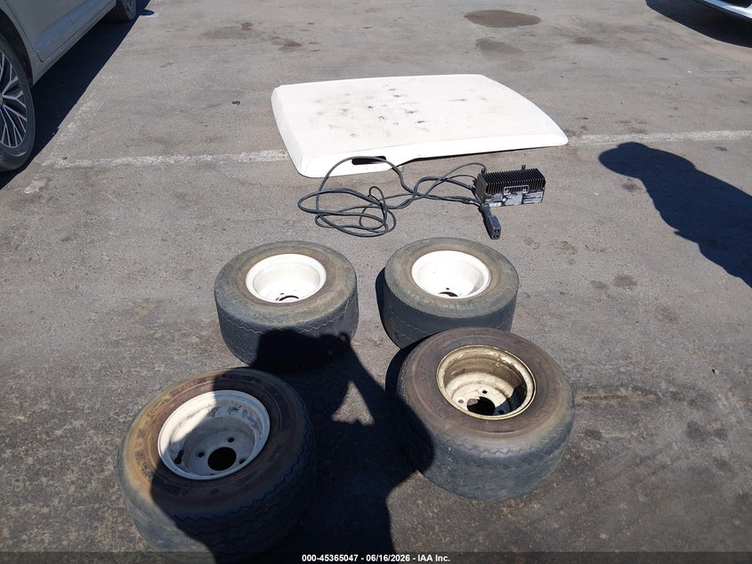 2007 Ez-go Txt VIN 00000000002507368 IAAI salvage auction — SIDE, Salvage (Arizona), sold $25 on 2026-07-07 (photo 6)