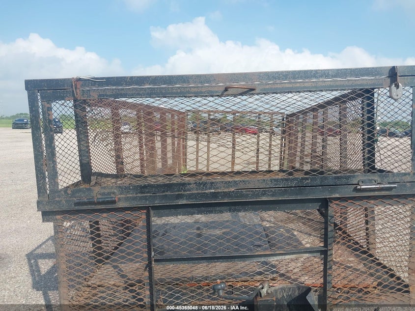 2018 Other Other VIN 5VNBL162XJT198840 IAAI salvage auction — FRONT & REAR, Salvage (Texas), sold $25 on 2026-07-10 (photo 6)