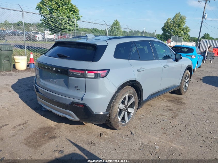 2024 Honda Prologue VIN 3GPKHXRJ1RS528527 IAAI salvage auction — SIDE, Salvage Title, sold $13,100 on 2026-07-30 (photo 4)