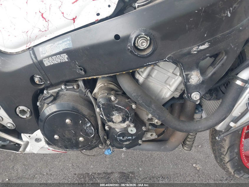 2013 Suzuki Gsx VIN JS1GX72B7D2102188 IAAI salvage auction — FRONT END, Salvage (Missouri), sold $2,250 on 2026-07-14 (photo 8)