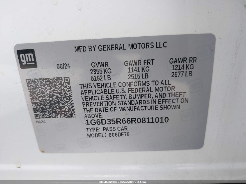 2024 Cadillac Ct5-v VIN 1G6D35R66R0811010 IAAI salvage auction — SIDE, Mv-907A (New York), sold $32,750 on 2026-07-21 (photo 9)