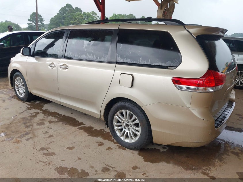 2014 Toyota Sienna VIN 5TDYK3DC8ES446209 IAAI salvage auction — HAIL, Original (Texas), sold $2,200 on 2026-07-26 (photo 3)
