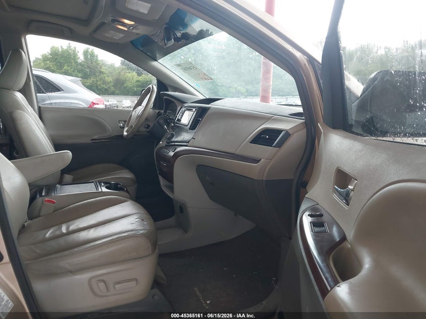 2014 Toyota Sienna VIN 5TDYK3DC8ES446209 IAAI salvage auction — HAIL, Original (Texas), sold $2,200 on 2026-07-26 (photo 5)