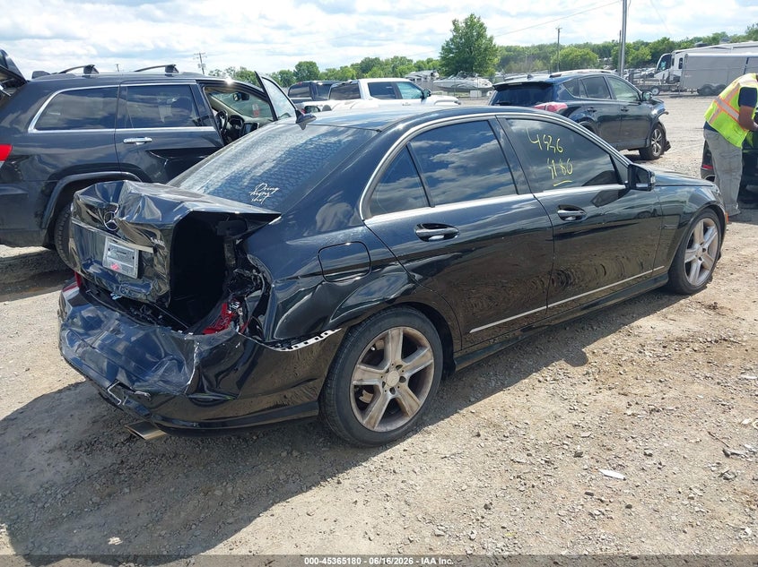 2011 Mercedes-benz C-klasse VIN WDDGF8BB3BR186521 IAAI salvage auction — REAR END, Clear (Virginia), sold $625 on 2026-07-28 (photo 4)