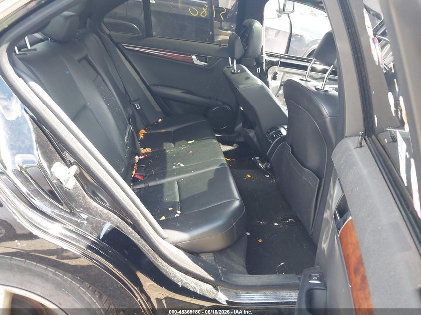 2011 Mercedes-benz C-klasse VIN WDDGF8BB3BR186521 IAAI salvage auction — REAR END, Clear (Virginia), sold $625 on 2026-07-28 (photo 8)
