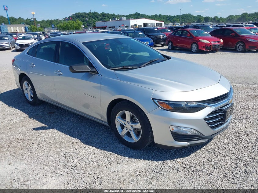 2019 Chevrolet Malibu VIN 1G1ZC5ST2KF197314 IAAI salvage auction — NORMAL WEAR, SF97 (Illinois), sold $14,450 on 2026-07-09 (photo 1)