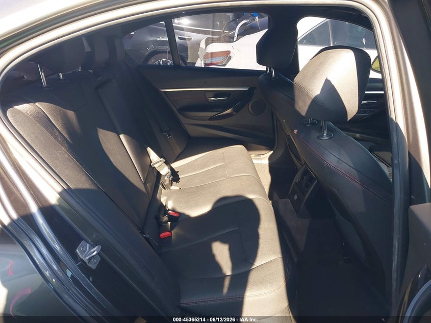 2018 BMW 3er VIN WBA8E5C57JA507446 IAAI salvage auction — FRONT END, Salvage Title, sold $3,175 on 2026-07-15 (photo 8)