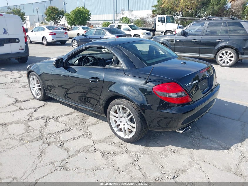 2009 Mercedes-benz Slk-class VIN WDBWK54F09F192528 IAAI salvage auction — RIGHT SIDE, Salvage (California), sold $2,525 on 2026-07-13 (photo 3)
