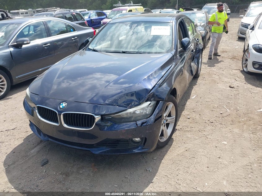 2013 BMW VIN WBA3B5G5XDNS01707 IAAI salvage auction — LEFT FRONT, Clear (Massachusetts), sold $575 on 2026-07-14 (photo 2)
