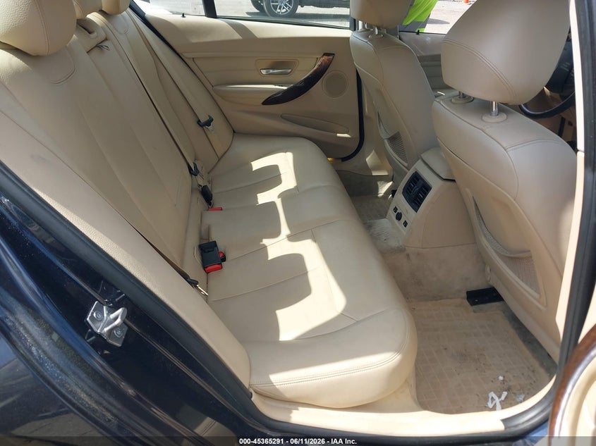 2013 BMW VIN WBA3B5G5XDNS01707 IAAI salvage auction — LEFT FRONT, Clear (Massachusetts), sold $575 on 2026-07-14 (photo 8)