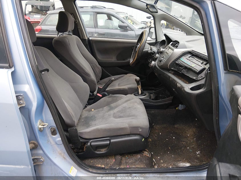 2009 Honda Fit VIN JHMGE87259C006747 IAAI salvage auction — NORMAL WEAR, Original (Vermont), sold $100 on 2026-07-19 (photo 5)