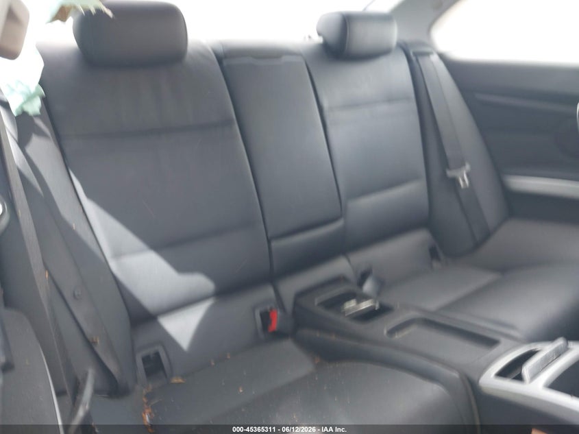 2010 BMW 3 series VIN WBAWB7C58AP048520 IAAI salvage auction — FRONT & REAR, Salvage (Texas), sold $550 on 2026-07-29 (photo 8)