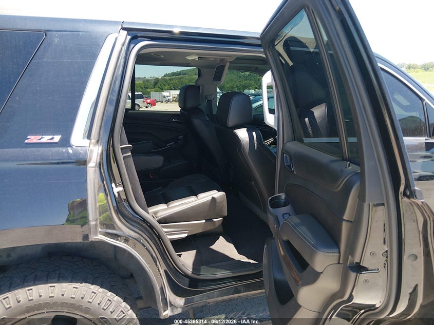 2019 Chevrolet Tahoe VIN 1GNSKBKCXKR131979 IAAI salvage auction — FRONT END, Salvage (Missouri), sold $8,300 on 2026-07-30 (photo 8)