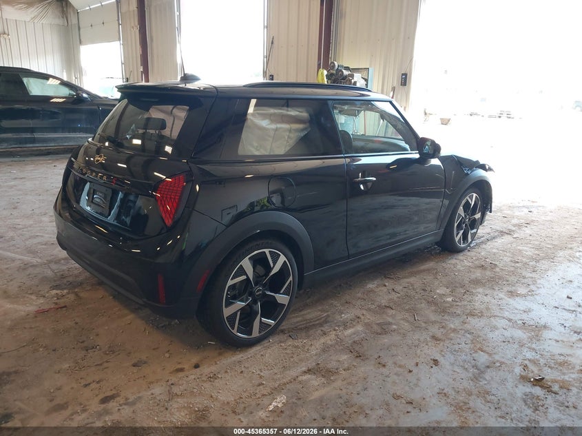 2025 Mini Hard top VIN WMW23GD0XS2W16019 IAAI salvage auction — FRONT END, Wait Title, sold $6,600 on 2026-09-10 (photo 4)