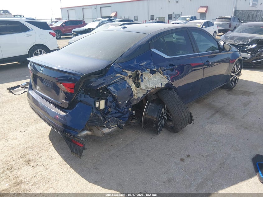 2020 Nissan Altima VIN 1N4AL4CV2LC112351 IAAI salvage auction — RIGHT REAR, Salvage Title, sold $1,700 on 2026-07-24 (photo 4)