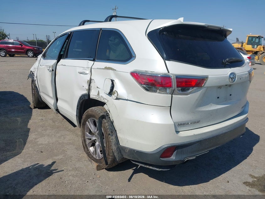 2016 Toyota Highlander VIN 5TDBKRFHXGS242144 IAAI salvage auction — ROLLOVER, Non-Repairable (California), sold $1,650 on 2026-07-17 (photo 3)