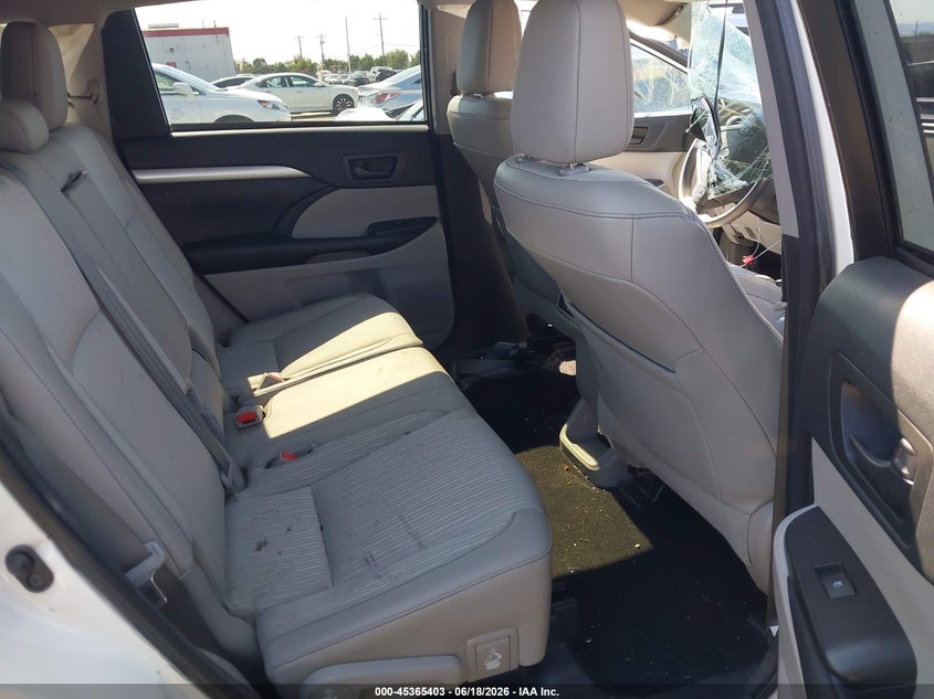 2016 Toyota Highlander VIN 5TDBKRFHXGS242144 IAAI salvage auction — ROLLOVER, Non-Repairable (California), sold $1,650 on 2026-07-17 (photo 8)
