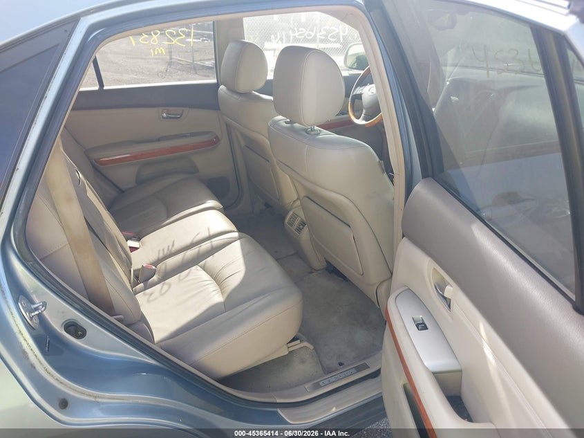 2004 Lexus Rx 330 VIN JTJGA31U940021334 IAAI salvage auction — NORMAL WEAR, Clear (Indiana), sold $1,600 on 2026-07-29 (photo 8)