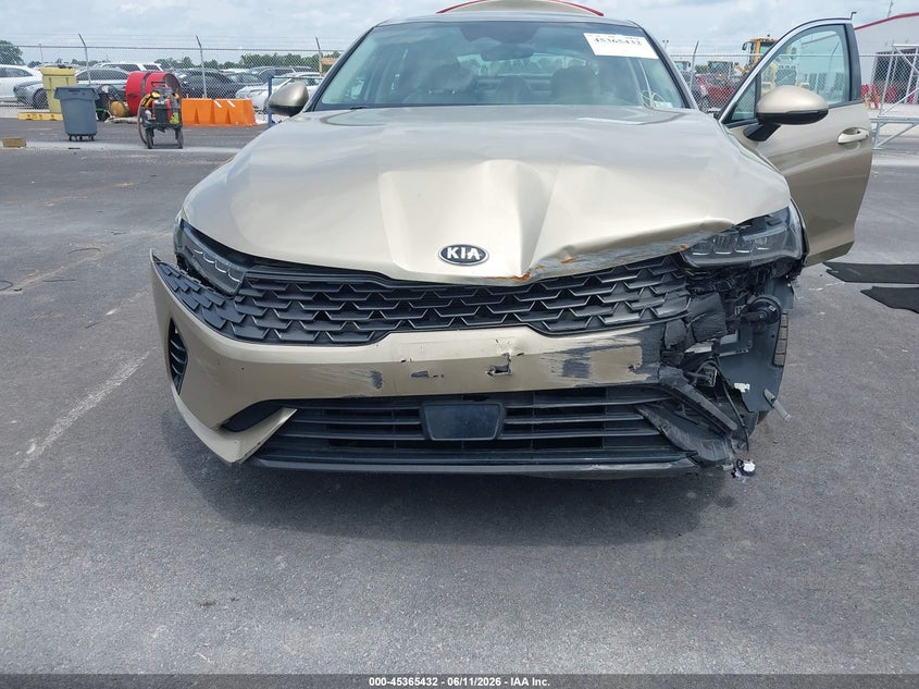 2021 Kia K5 VIN 5XXG34J25MG069994 IAAI salvage auction — FRONT END, Salvage (Illinois), sold $3,800 on 2026-07-28 (photo 6)