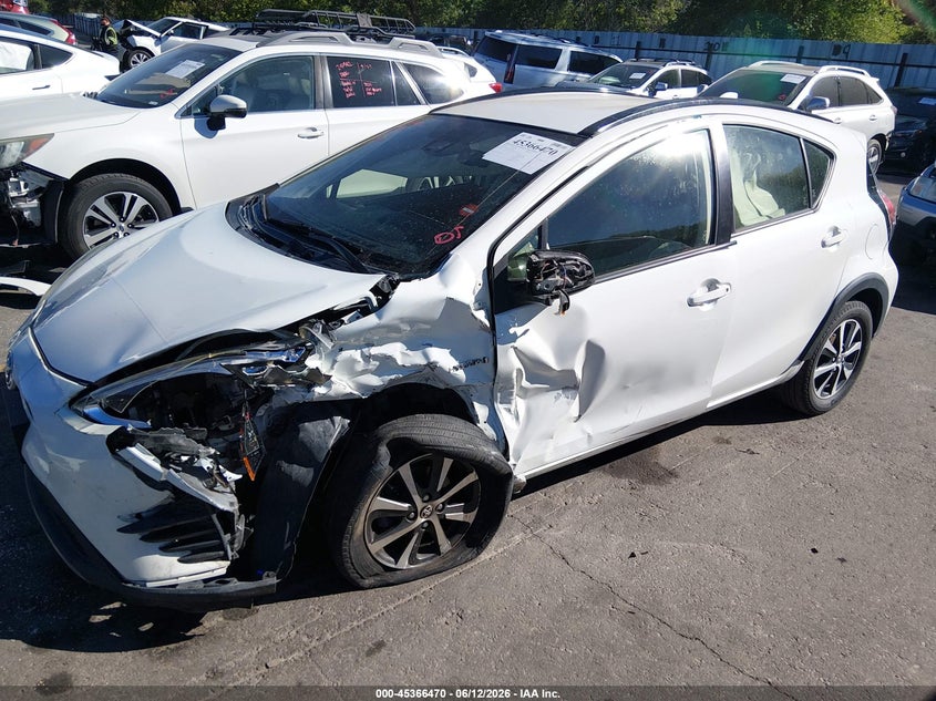 2018 Toyota Prius c VIN JTDKDTB3XJ1620002 IAAI salvage auction — FRONT END, Salvage Title, sold $1,550 on 2026-07-30 (photo 2)