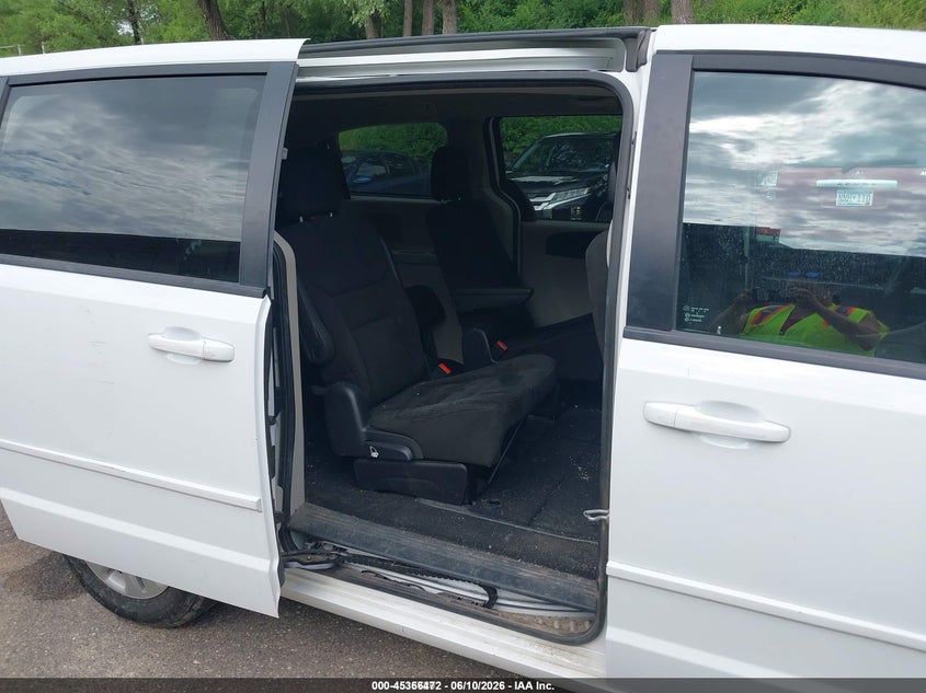 2016 Dodge Grand caravan VIN 2C4RDGBG2GR114449 IAAI salvage auction — NORMAL WEAR, Sf97 (Minnesota), sold $7,700 on 2026-07-14 (photo 8)