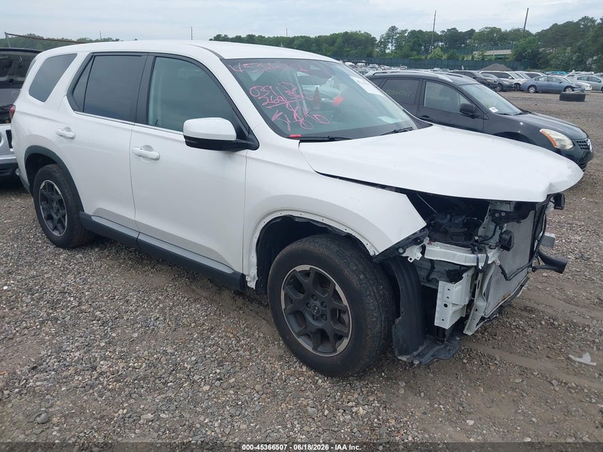 2025 Honda Pilot VIN 5FNYG1H40SB070484 — IAAI salvage auction photo