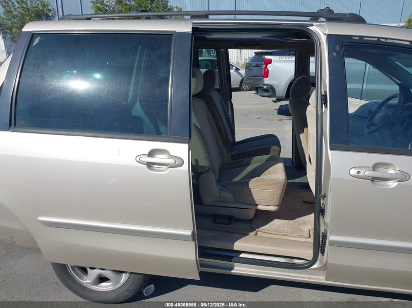 2001 Mazda Mpv VIN JM3LW28Y010196645 IAAI salvage auction — LEFT FRONT, Salvage (California), sold $150 on 2026-07-13 (photo 8)