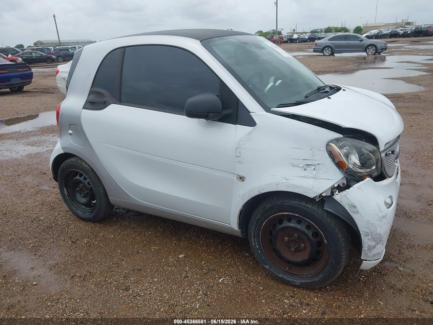 2016 Smart Fortwo VIN WMEFJ5DA8GK153197 IAAI salvage auction — FRONT END, Original (Texas), sold $1,150 on 2026-09-02 (photo 1)