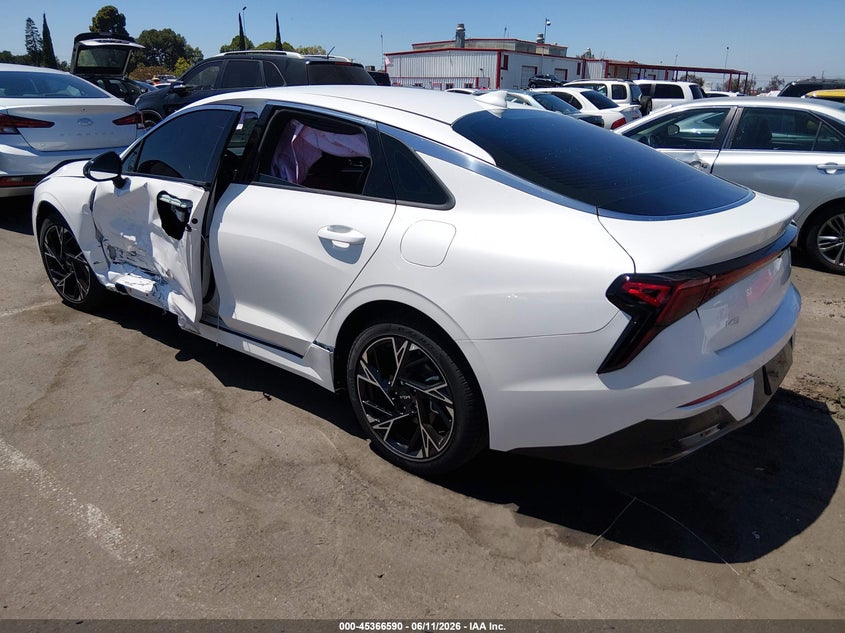 2026 Kia K5 VIN KNAG64J75T5466026 IAAI salvage auction — SIDE, Salvage Title, sold $10,500 on 2026-07-20 (photo 3)