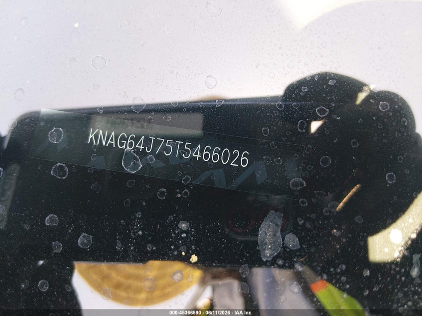 2026 Kia K5 VIN KNAG64J75T5466026 IAAI salvage auction — SIDE, Salvage Title, sold $10,500 on 2026-07-20 (photo 9)