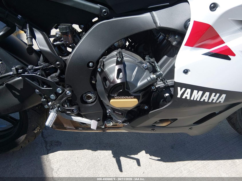 2026 Yamaha VIN JYARNA3Y1TA000731 IAAI salvage auction — LEFT FRONT, Salvage (California), sold $2,500 on 2026-07-29 (photo 8)