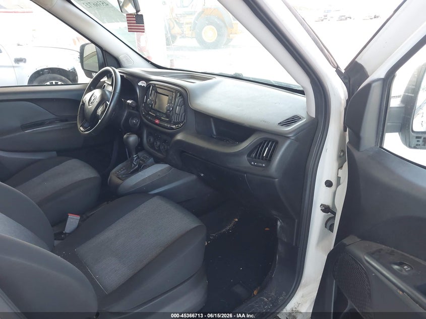 2016 Ram Promaster city VIN ZFBERFBTXG6C18742 IAAI salvage auction — FRONT END, Rebuildable (Florida), sold $650 on 2026-08-05 (photo 5)
