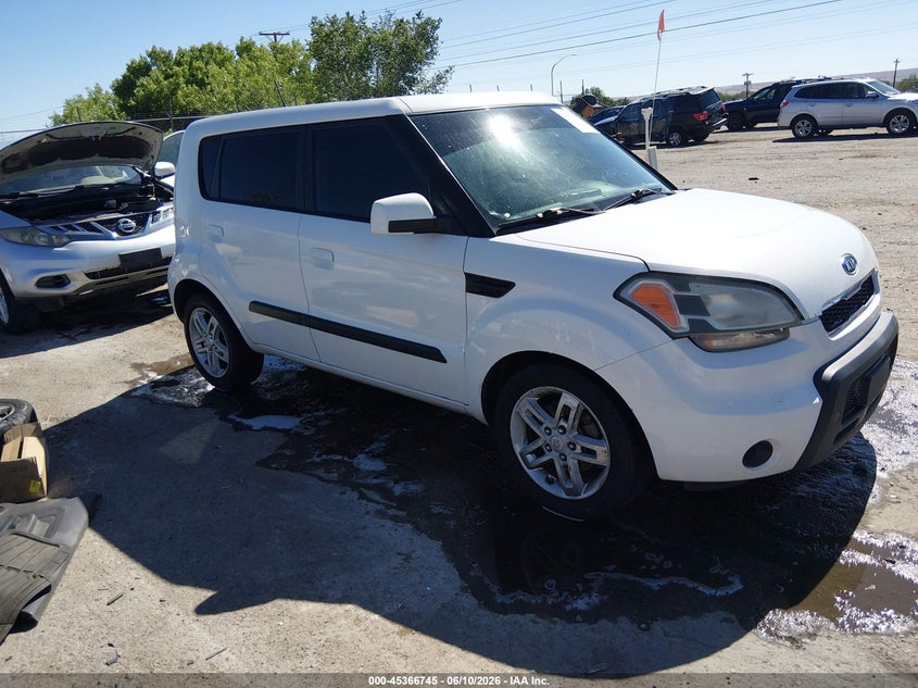 2010 Kia Soul VIN KNDJT2A28A7038317 IAAI salvage auction — NORMAL WEAR, Clear (New Mexico), sold $400 on 2026-07-29 (photo 1)
