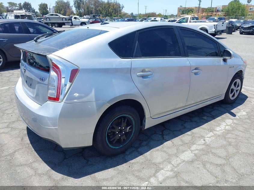 2013 Toyota Prius VIN JTDKN3DUXD5648799 IAAI salvage auction — NORMAL WEAR, Clear - Dealer Only (California), sold $1,525 on 2026-07-09 (photo 4)