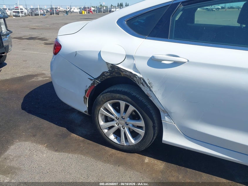 2015 Chrysler 200 VIN 1C3CCCAB0FN624869 IAAI salvage auction — RIGHT SIDE, Salvage Title, sold $25 on 2026-07-31 (photo 6)