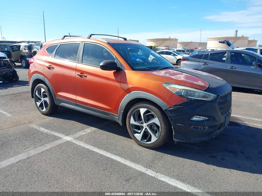2016 Hyundai Tucson VIN KM8J33A2XGU143145 IAAI salvage auction — NORMAL WEAR, Clear (Hawaii), sold $925 on 2026-07-21 (photo 1)