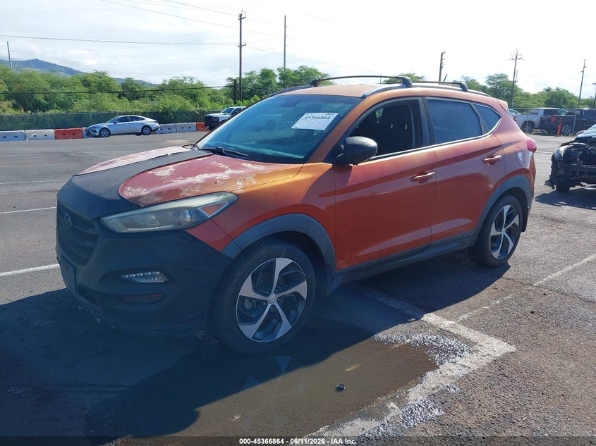 2016 Hyundai Tucson VIN KM8J33A2XGU143145 IAAI salvage auction — NORMAL WEAR, Clear (Hawaii), sold $925 on 2026-07-21 (photo 2)