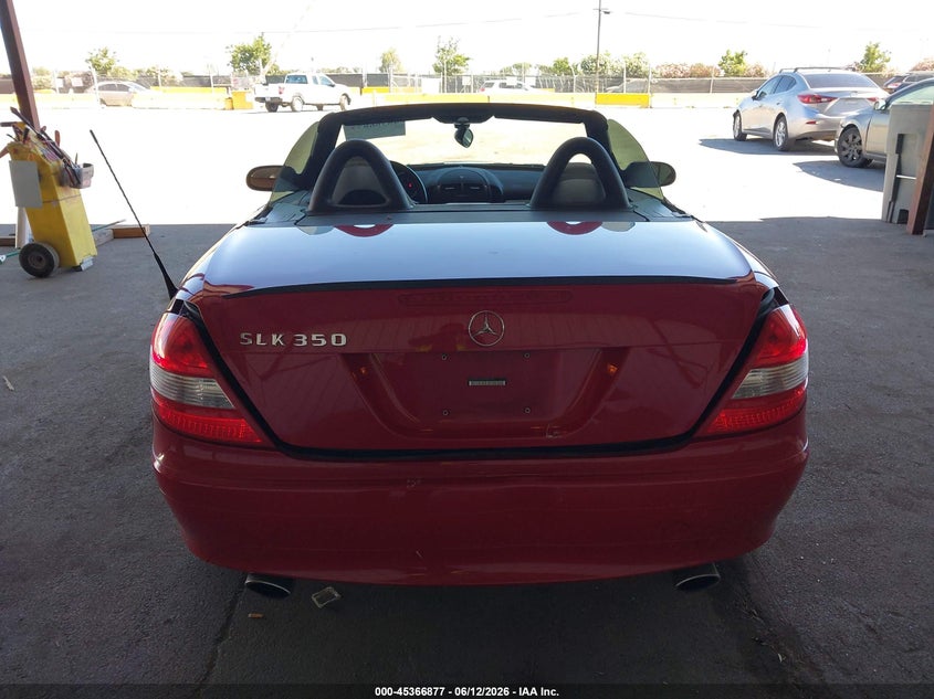 2006 Mercedes-benz Slk-class VIN WDBWK56F76F082729 IAAI salvage auction — REAR END, Salvage (California), sold $1,800 on 2026-07-09 (photo 6)