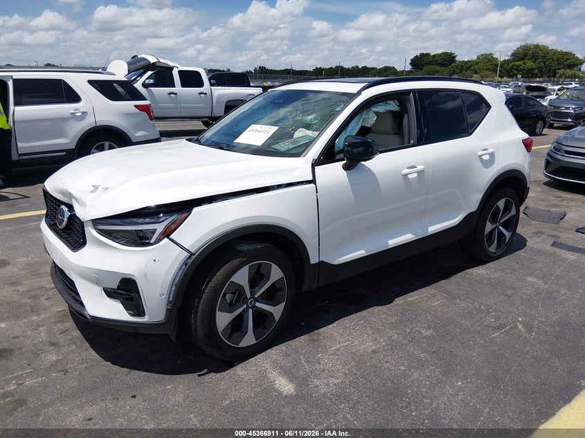 2026 Volvo Xc40 VIN YV4L12UC9T2741781 IAAI salvage auction — FRONT END, Rebuildable (Florida), sold $12,900 on 2026-07-30 (photo 2)