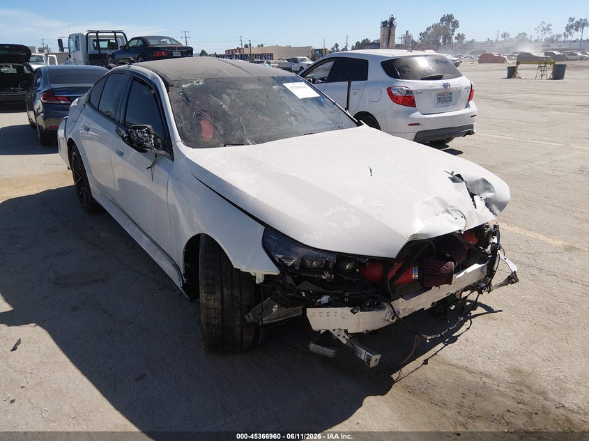 2025 BMW M5 VIN WBS83FK08SCU42609 — IAAI salvage auction photo