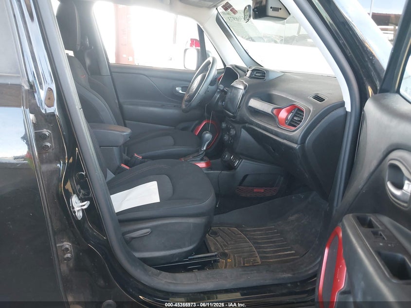 2019 Jeep Renegade VIN ZACNJBC12KPK40891 IAAI salvage auction — NORMAL WEAR, Clear-Dealer Only (Arizona), sold $1,675 on 2026-07-28 (photo 5)