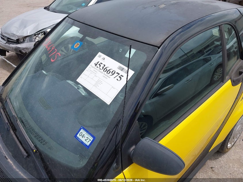 2014 Smart Fortwo VIN WMEEJ3BA8EK781082 IAAI salvage auction — ENGINE DAMAGE, Original (Texas), sold $400 on 2026-09-01 (photo 6)