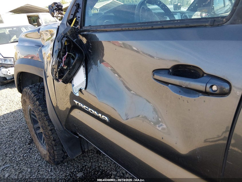 2019 Toyota Tacoma VIN 3TMCZ5AN3KM277851 IAAI salvage auction — ROLLOVER, Salvage Title, sold $8,750 on 2026-08-24 (photo 6)