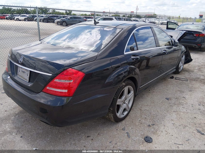 2012 Mercedes-benz S-klasse VIN WDDNG7DB0CA469700 IAAI salvage auction — FRONT END, Salvage (Texas), sold $1,150 on 2026-08-18 (photo 4)