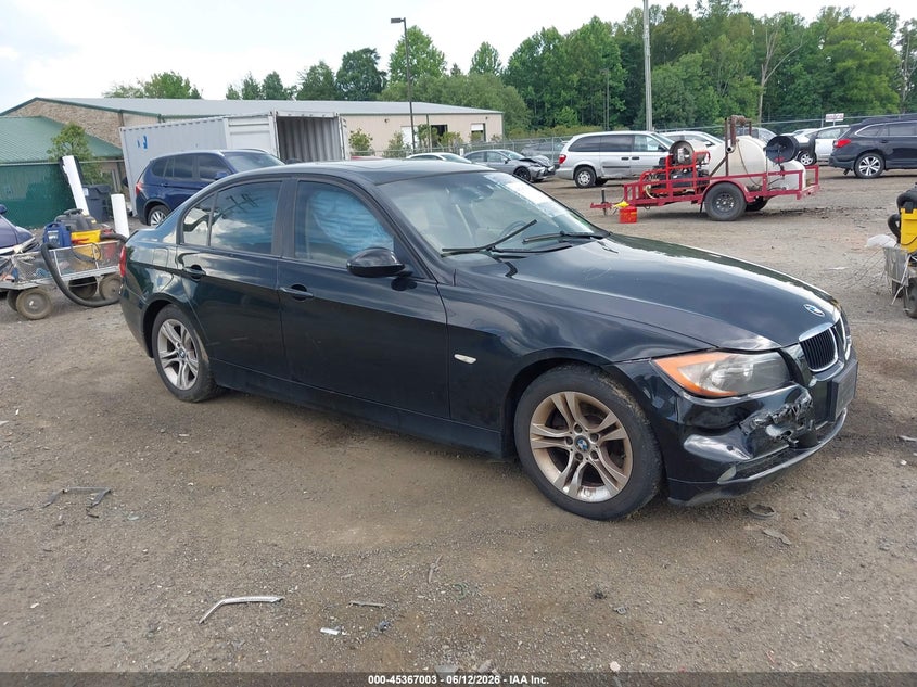 2008 BMW 3er VIN WBAVA335X8KX88584 IAAI salvage auction — FRONT END, Clear (Virginia), sold $25 on 2026-07-30 (photo 1)