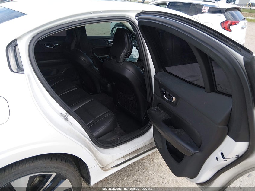 2022 Volvo S60 VIN 7JRL12FZ6NG175669 IAAI salvage auction — FRONT END, Original (Texas), sold $4,525 on 2026-09-22 (photo 8)