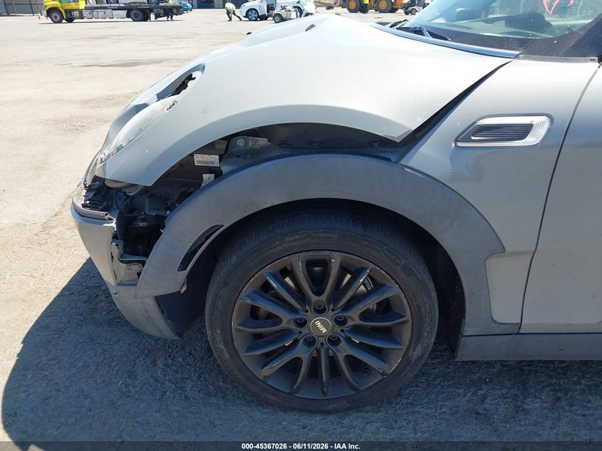 2016 Mini Clubman VIN WMWLN5C5XG2E30152 IAAI salvage auction — FRONT END, Salvage Title, sold $1,300 on 2026-07-29 (photo 6)