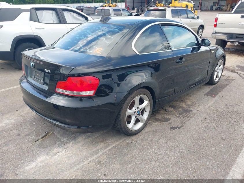 2009 BMW 1 series VIN WBAUP73519VK75757 IAAI salvage auction — NORMAL WEAR, Clear (Tennessee), sold $475 on 2026-07-14 (photo 4)