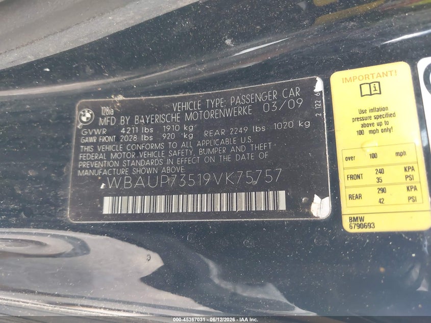 2009 BMW 1 series VIN WBAUP73519VK75757 IAAI salvage auction — NORMAL WEAR, Clear (Tennessee), sold $475 on 2026-07-14 (photo 9)