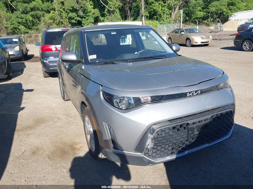 2025 Kia Soul VIN KNDJ23AU0S7924885 IAAI salvage auction — FRONT END, Salvage (Massachusetts), sold $4,800 on 2026-07-31 (photo 1)